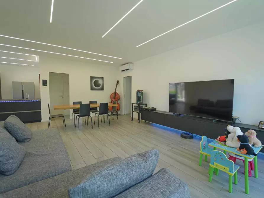 Immagine 2 di Villa in vendita  in Via Primo Targhini 4101 a Cesena