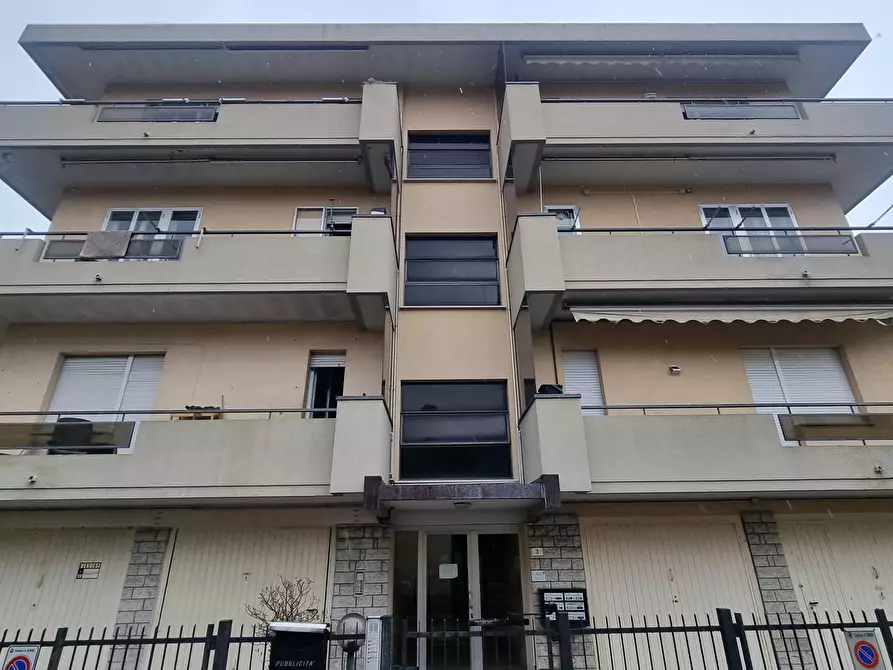 Immagine 24 di Trilocale in vendita  in Via Giovanni Ruffini 9 a Rimini