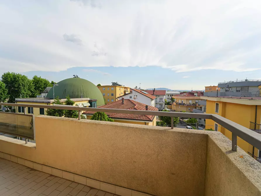 Immagine 18 di Quadrilocale in vendita  in Via Giovanni Ruffini 9 a Rimini