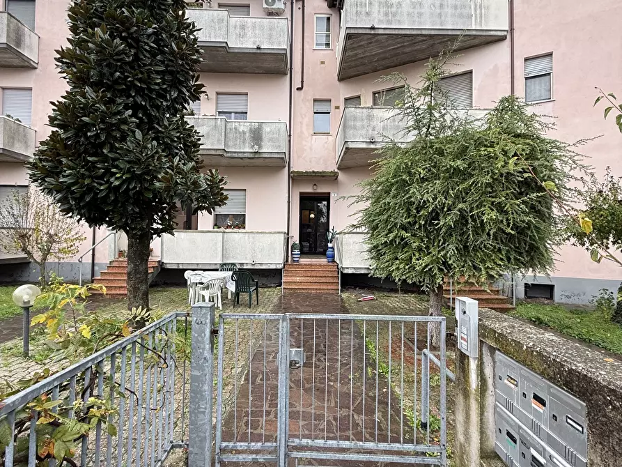 Immagine 55 di Pentalocale in vendita  in Piazza Fratelli Rosselli a Santarcangelo Di Romagna