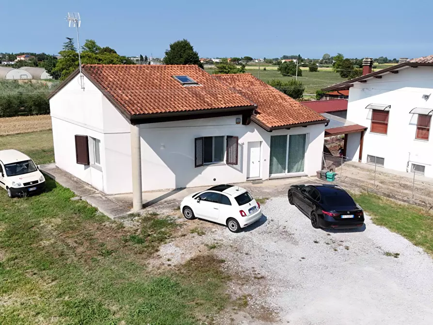 Immagine 16 di Casa indipendente in vendita  in Via Orsoleto 255 a Rimini