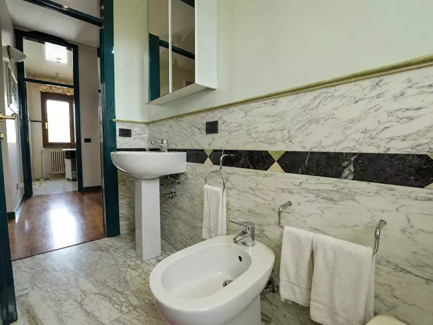 Immagine 24 di Villa in vendita  in Via Laerte Rolfini a Rimini