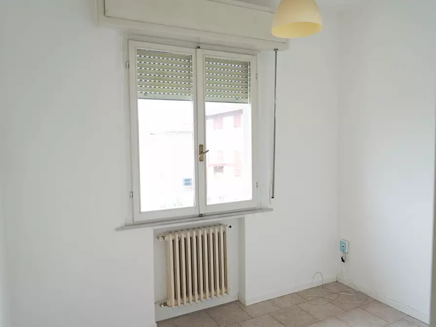 Immagine 22 di Quadrilocale in vendita  in via santerno a Rimini