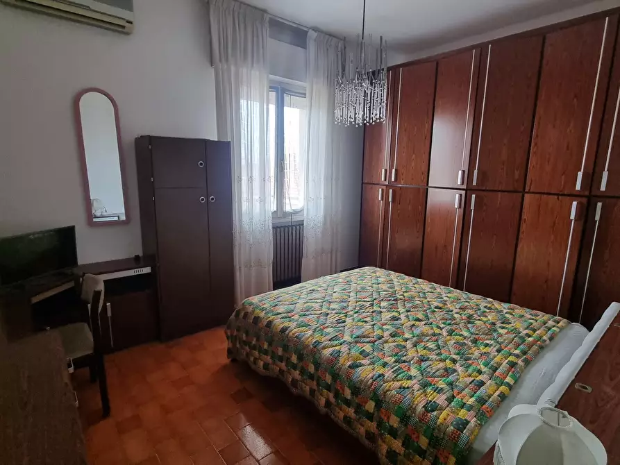 Immagine 10 di Trilocale in vendita  in Via Giovanni Ruffini 9 a Rimini