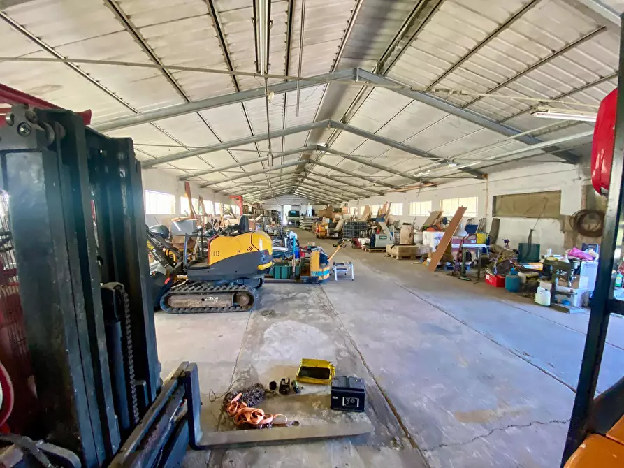 Immagine 5 di Attività artigianale in vendita  in Via Pauluzza 9 a Forli'