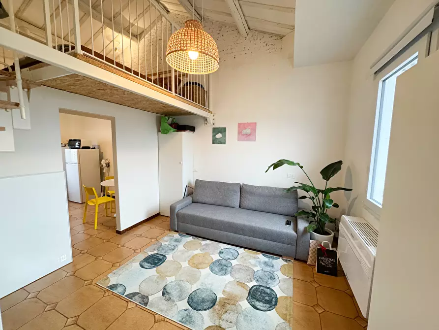 Immagine 4 di Bilocale in vendita  in Via Onofrio Tommasini 9 a Rimini