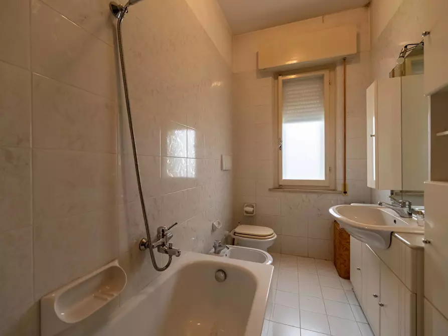 Immagine 20 di Trilocale in vendita  in Via Giuseppe Piazzi 10 a Rimini