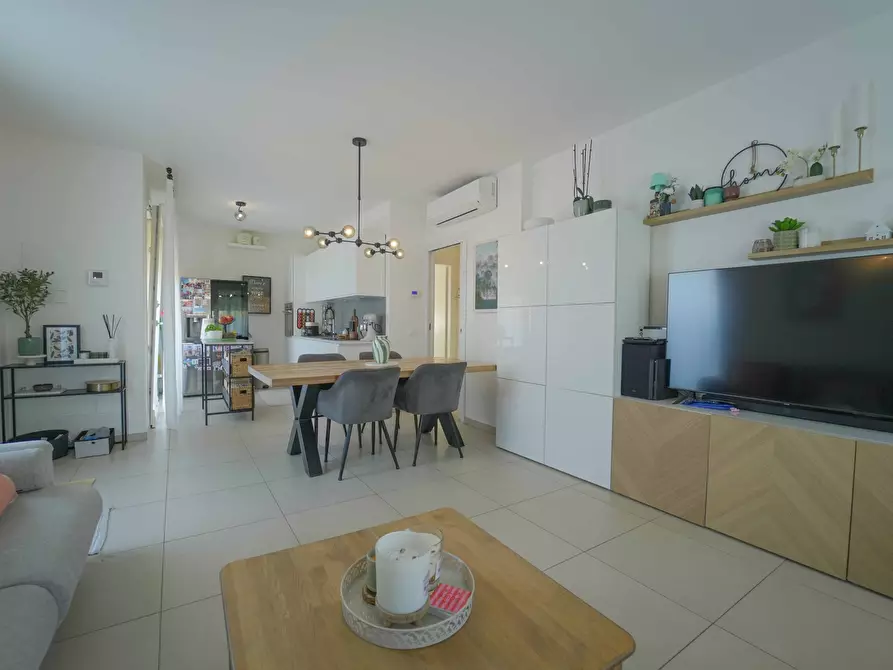 Immagine 9 di Villetta a schiera in vendita  a Rimini