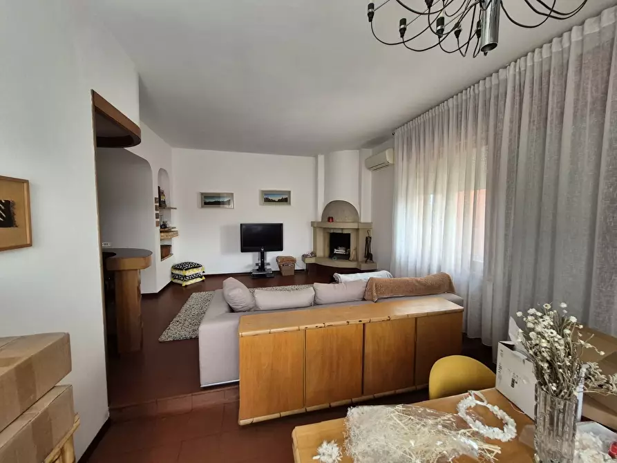 Immagine 3 di Quadrilocale in vendita  in via ugo braschi 36 a Santarcangelo Di Romagna