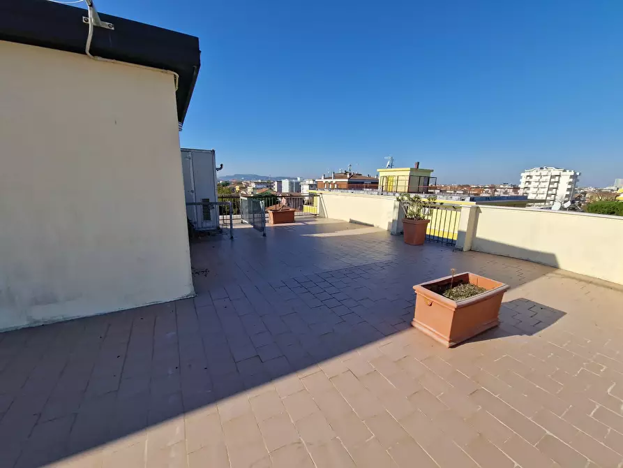 Immagine 17 di Albergo/B&B/Residence in vendita  in Viale Regina Margherita 27b a Rimini