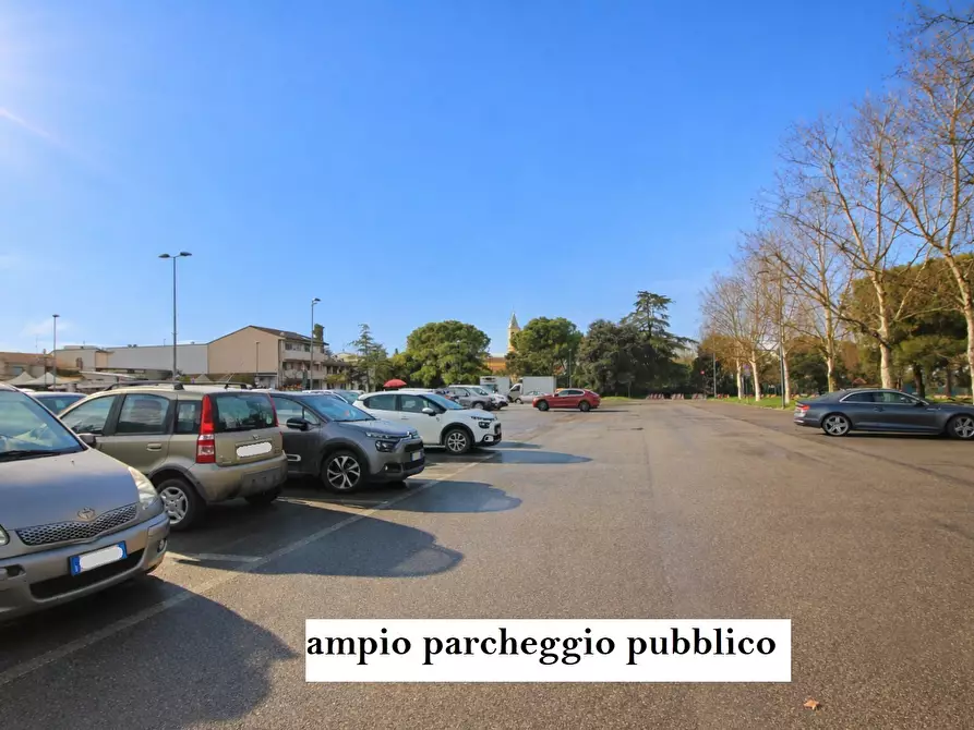 Immagine 11 di Ufficio in affitto  in Via del Rustico 53 a Santarcangelo Di Romagna
