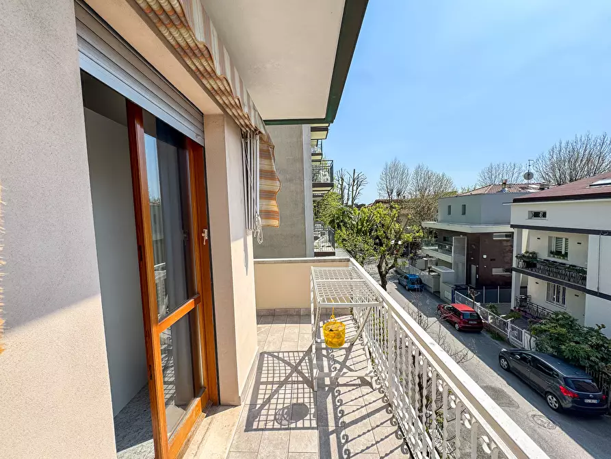 Immagine 44 di Trilocale in vendita  in Viale Piave 23 a Rimini