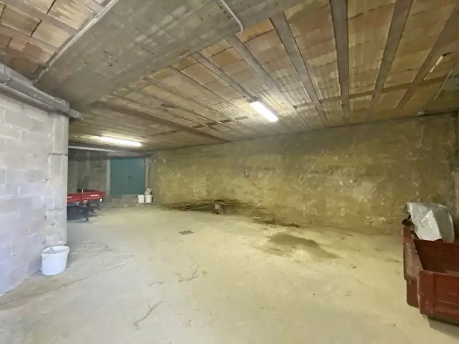 Immagine 39 di Rustico / casale in vendita  in Via Sant'Andrea in Villis a Fano