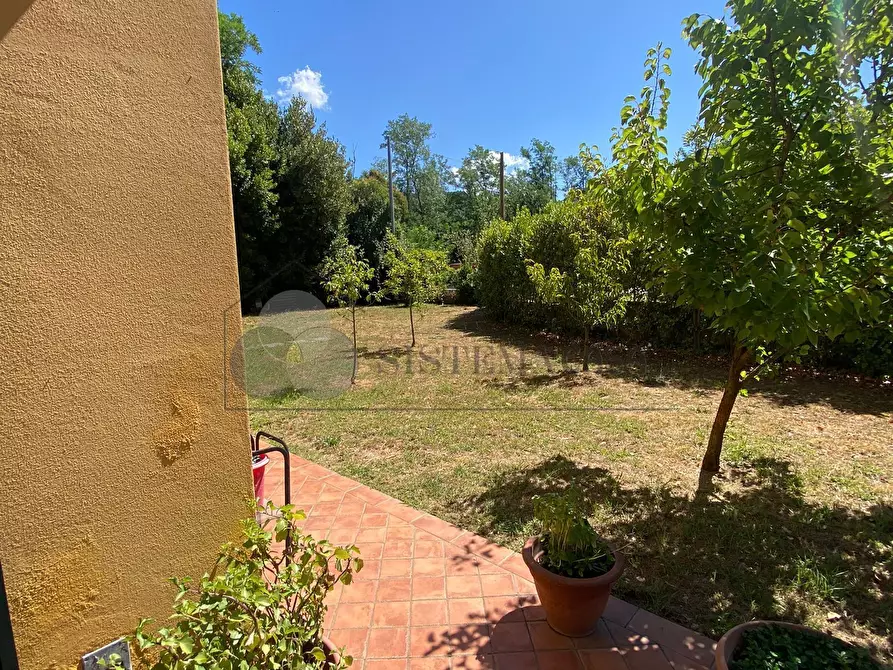 Immagine 56 di Villa in vendita  a Castelnuovo Magra