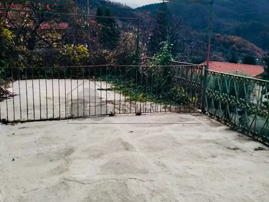 Immagine 23 di Rustico / casale in vendita  in Loc. Le Cassonare snc a Calice Al Cornoviglio