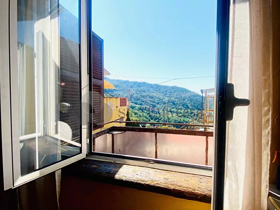 Immagine 5 di Porzione di casa in vendita  in Via Stazione 25 a Follo