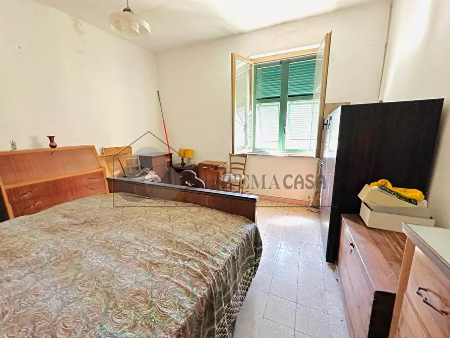 Immagine 9 di Porzione di casa in vendita  a Follo