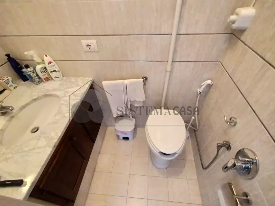 Immagine 19 di Quadrilocale in vendita  in Via Venezia 54 a Santo Stefano Di Magra