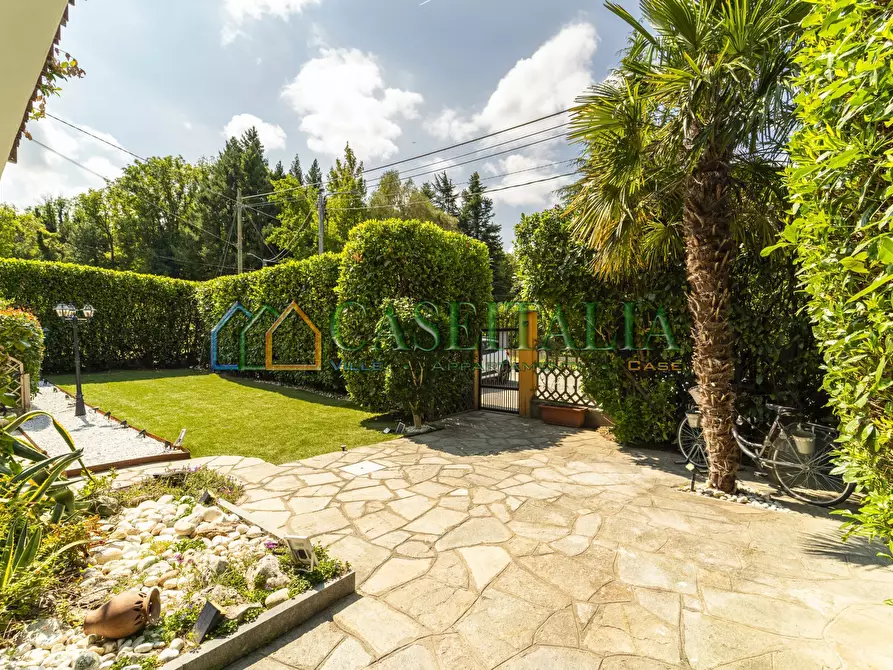 Immagine 25 di Villa in vendita  in Via Mario Greco 61 a Buttigliera Alta