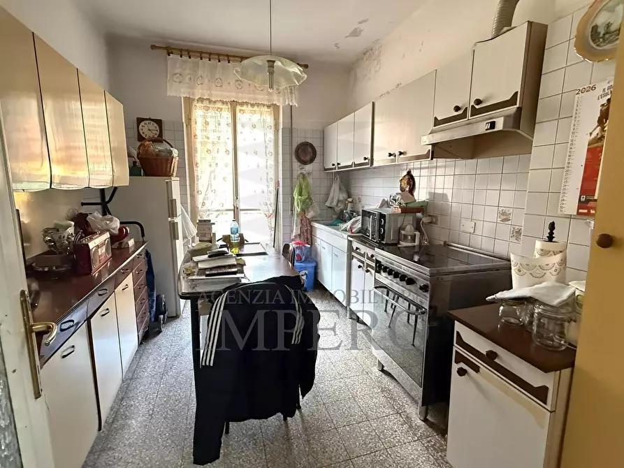 Immagine 6 di Trilocale in vendita  in Via Gianchette 1 a Ventimiglia