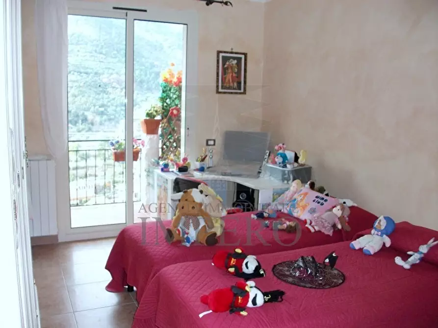 Immagine 4 di Porzione di casa in vendita  in Via Tremola 8 a Ventimiglia