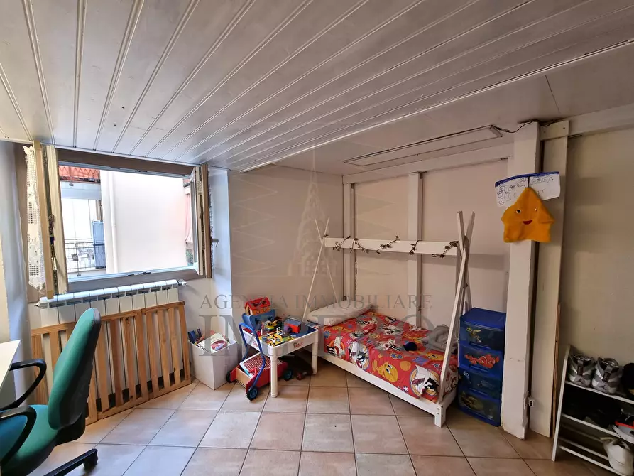 Immagine 11 di Trilocale in vendita  in Via Tenda 6 a Ventimiglia