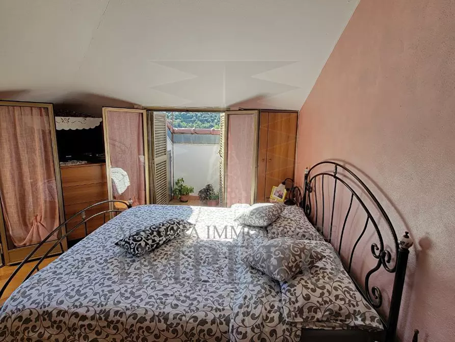 Immagine 16 di Porzione di casa in vendita  in Frazione Varase 31 a Ventimiglia