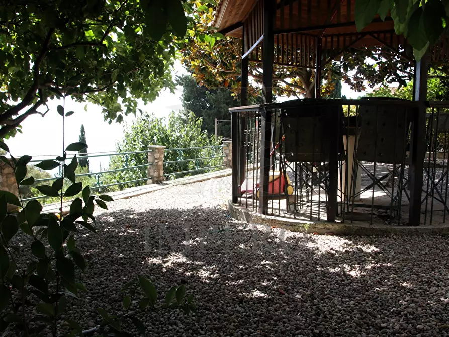Immagine 18 di Villa in vendita  in Via delle Ginestre 8 a Ventimiglia