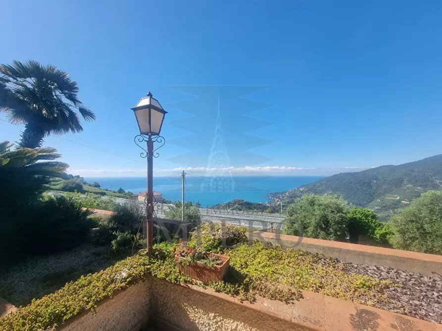 Immagine 34 di Villa in vendita  in Via Nappio 24 a Ventimiglia
