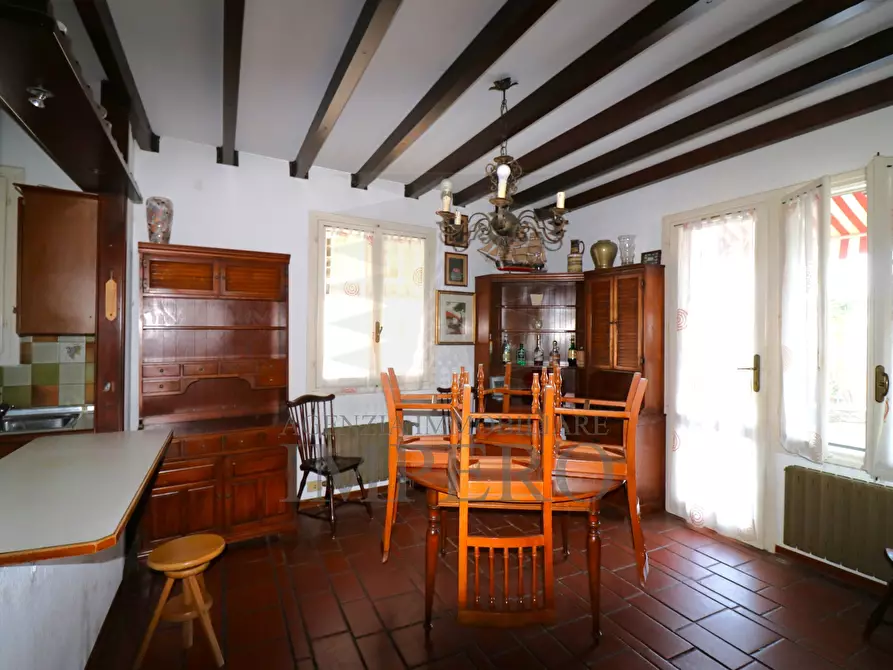 Immagine 9 di Villa in vendita  in Via Tamagna 1 a Ventimiglia