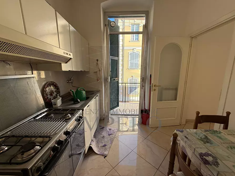 Immagine 4 di Pentalocale in vendita  in Corso Genova 1/A a Ventimiglia