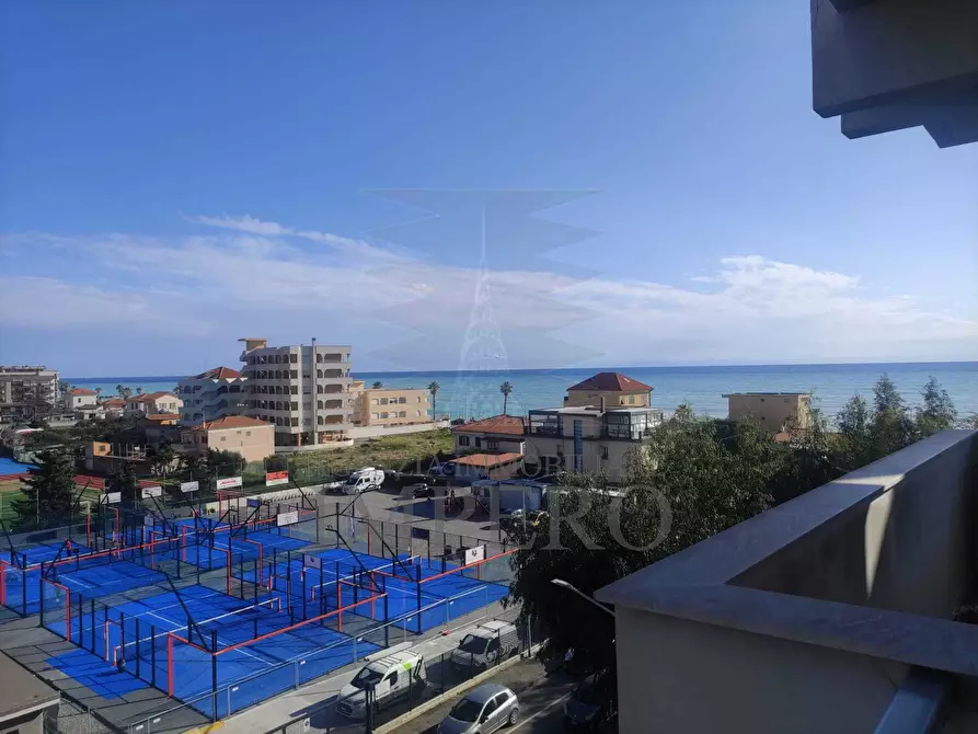 Immagine 16 di Trilocale in vendita  in Via Cornelio Tacito 18 a Ventimiglia