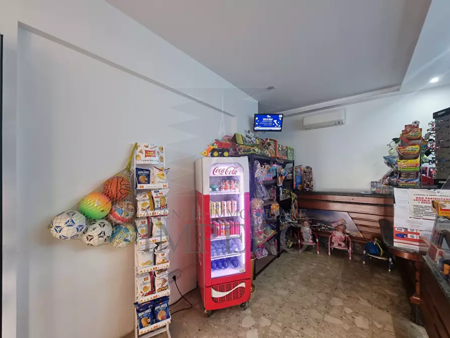 Immagine 7 di Tabaccheria in vendita  in Via Dante Alighieri 34 a Ventimiglia