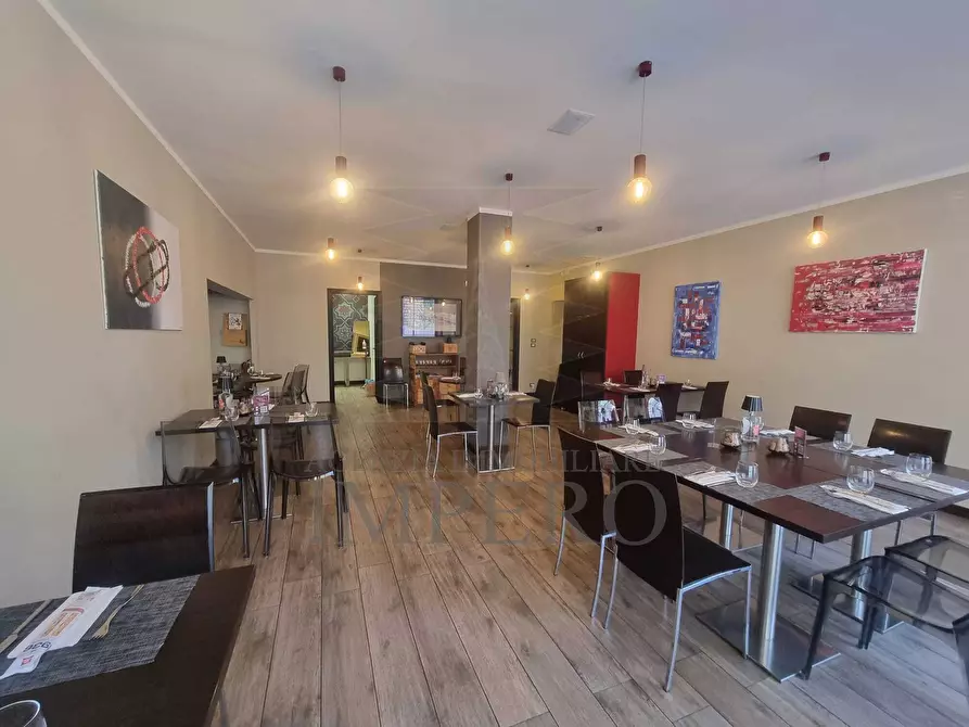 Immagine 11 di Locale commerciale in vendita  in Via Sir Thomas Hanbury 13C a Ventimiglia