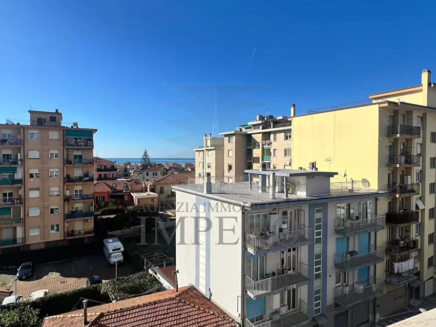 Immagine 20 di Quadrilocale in vendita  in Via S.Vincenzo 144 a Vallecrosia