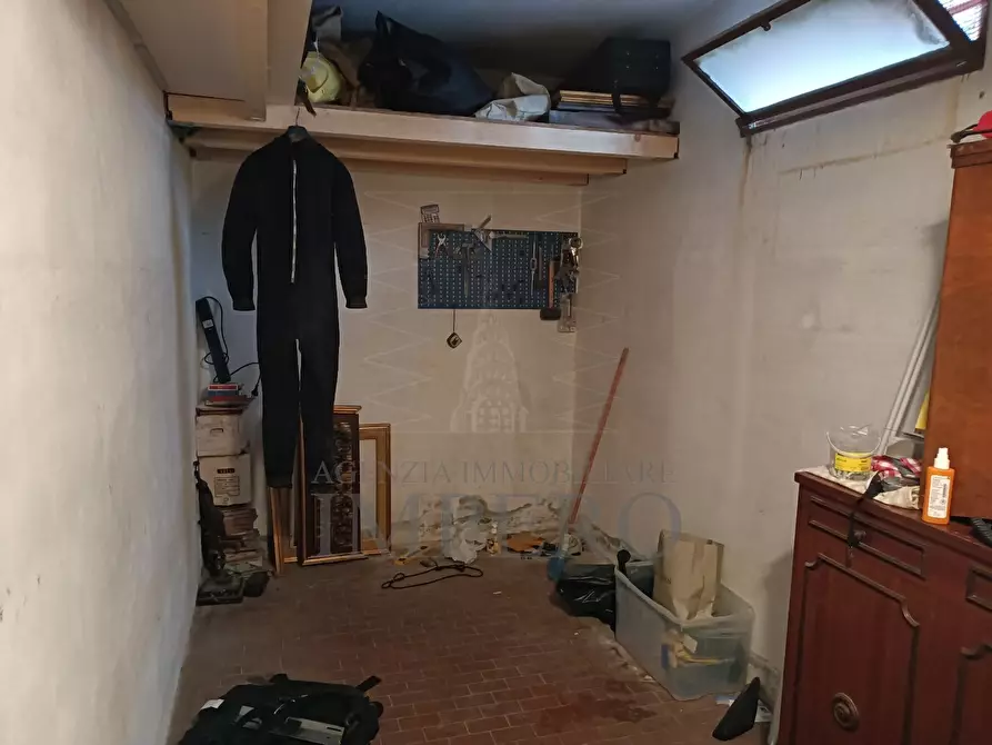 Immagine 14 di Pentalocale in vendita  in Via Caduti del Lavoro 3 a Ventimiglia
