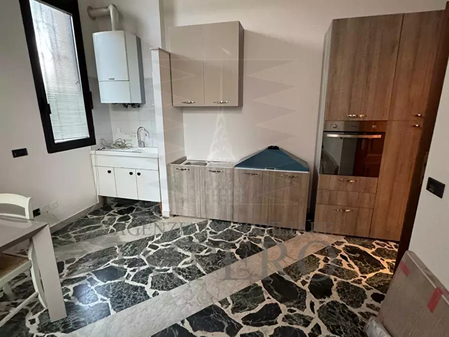 Immagine 8 di Pentalocale in vendita  in Via Vittorio Veneto 10 a Bordighera