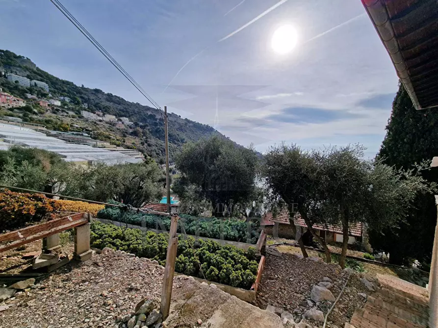 Immagine 4 di Villa in vendita  in Corso Mentone 2 a Ventimiglia