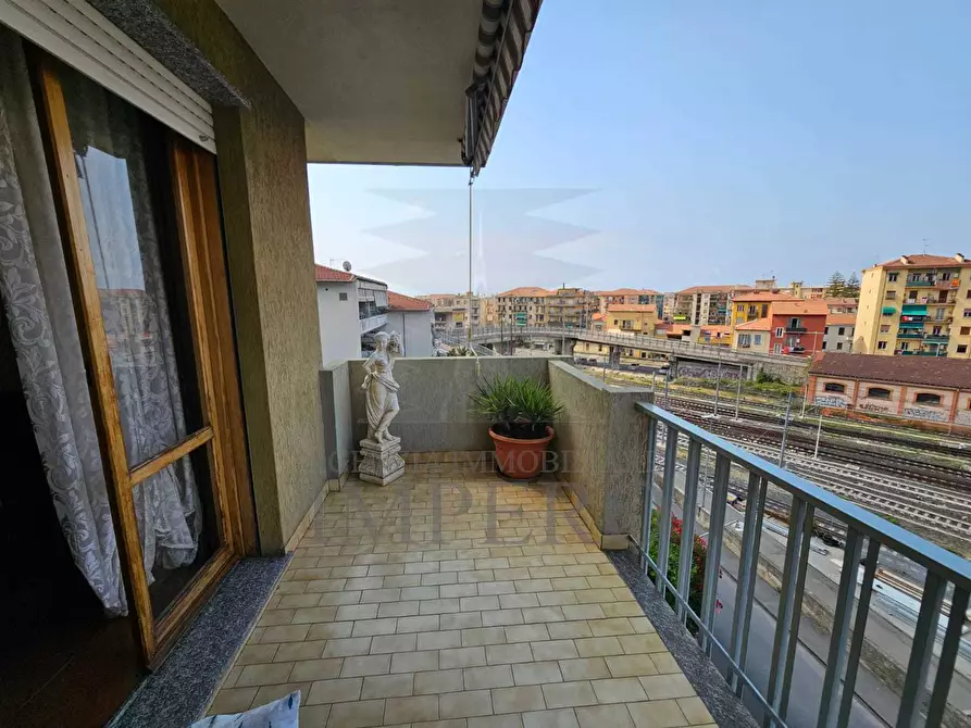 Immagine 9 di Quadrilocale in vendita  in Via San Secondo 50 a Ventimiglia