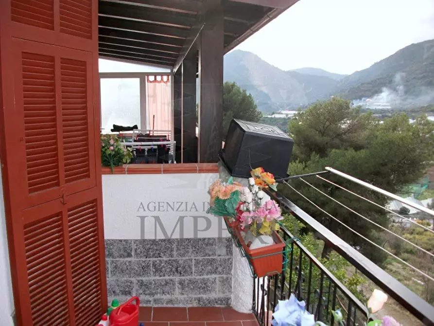 Immagine 8 di Porzione di casa in vendita  in Via Tremola 8 a Ventimiglia