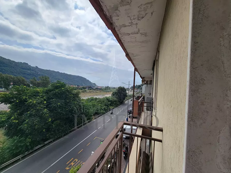 Immagine 21 di Trilocale in vendita  in Corso della Repubblica 136 a Camporosso