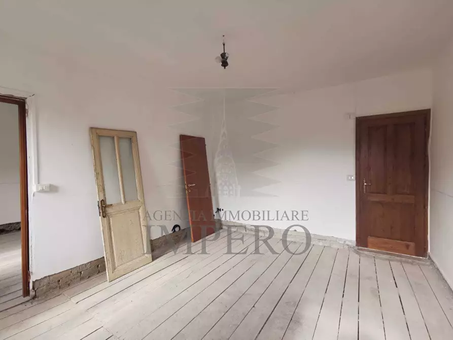 Immagine 8 di Trilocale in vendita  in Via Nuova 10 a Isolabona