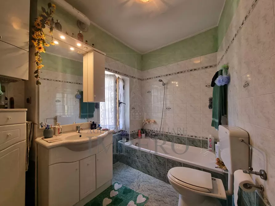 Immagine 16 di Trilocale in vendita  in Piazza Colletta 3 a Ventimiglia