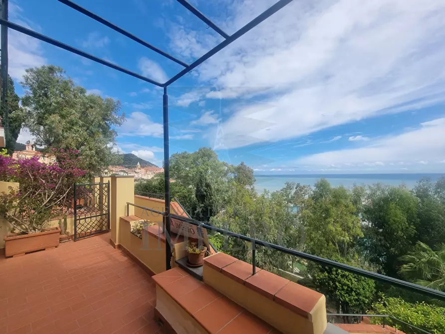 Immagine 14 di Bilocale in vendita  in Corso G. Verdi 17 a Ventimiglia