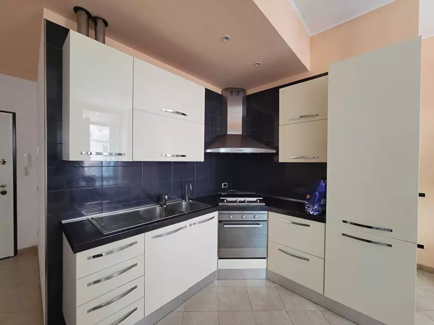 Immagine 1 di Trilocale in vendita  in Via Metella 1 a Ventimiglia