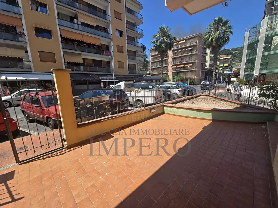 Immagine 13 di Locale commerciale in vendita  in Via Papa Giovanni XXIII 1 a Ventimiglia