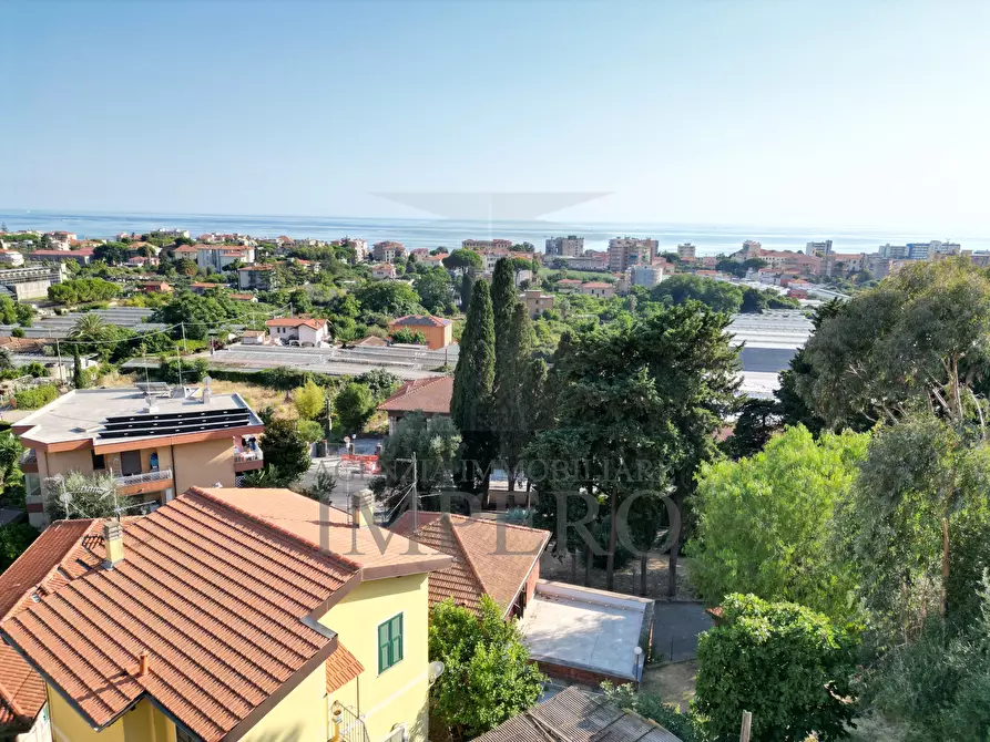 Immagine 17 di Trilocale in vendita  in Via Poggio Ponente 41 a Vallecrosia