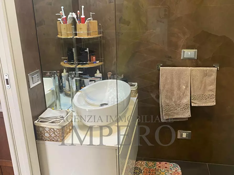 Immagine 13 di Bilocale in vendita  in Corso Limone Piemonte 184 a Ventimiglia
