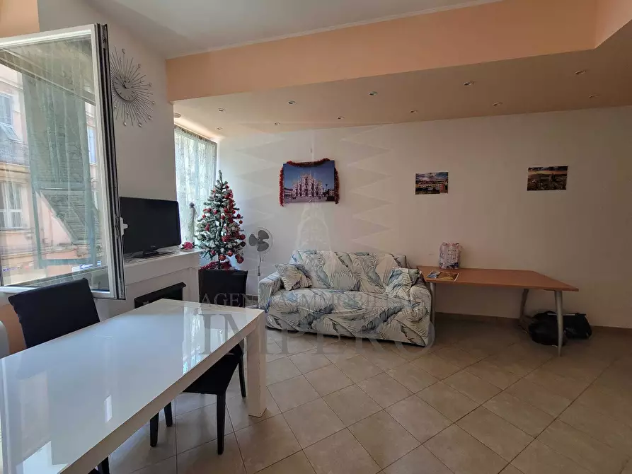 Immagine 10 di Trilocale in vendita  in Via Metella 1 a Ventimiglia