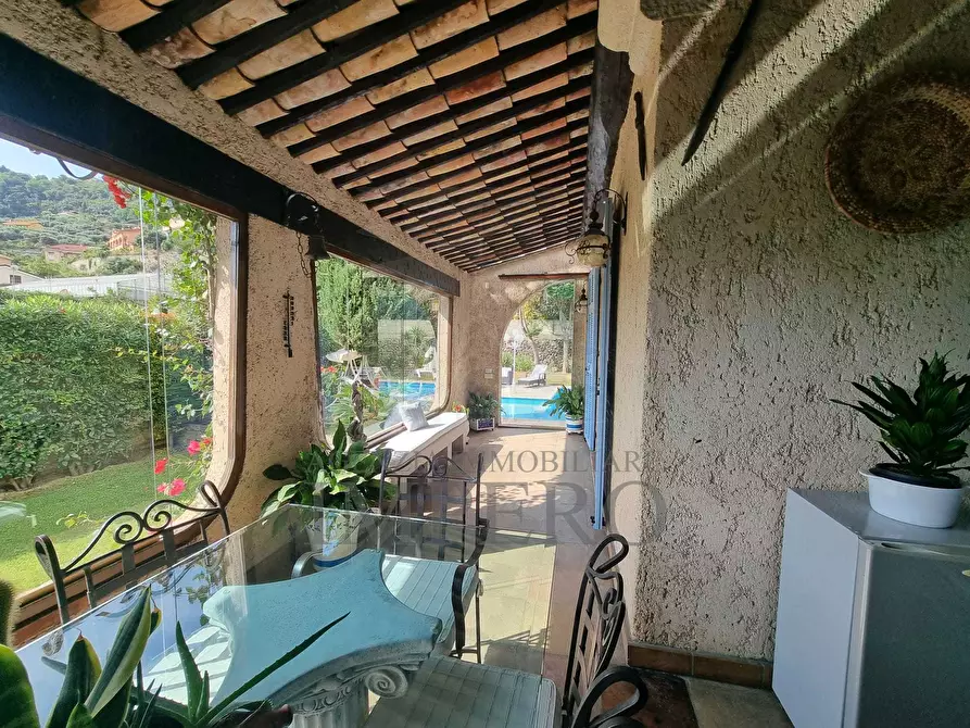 Immagine 36 di Villa in vendita  in Via Gallardi 63 a Ventimiglia